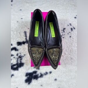 Materia Prima Women's Brown Pointed Toe Beaded Leather Moccasins Size 6.5
